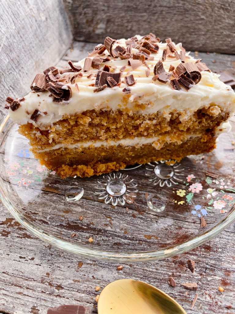 oppskrift på rund gulrotkake