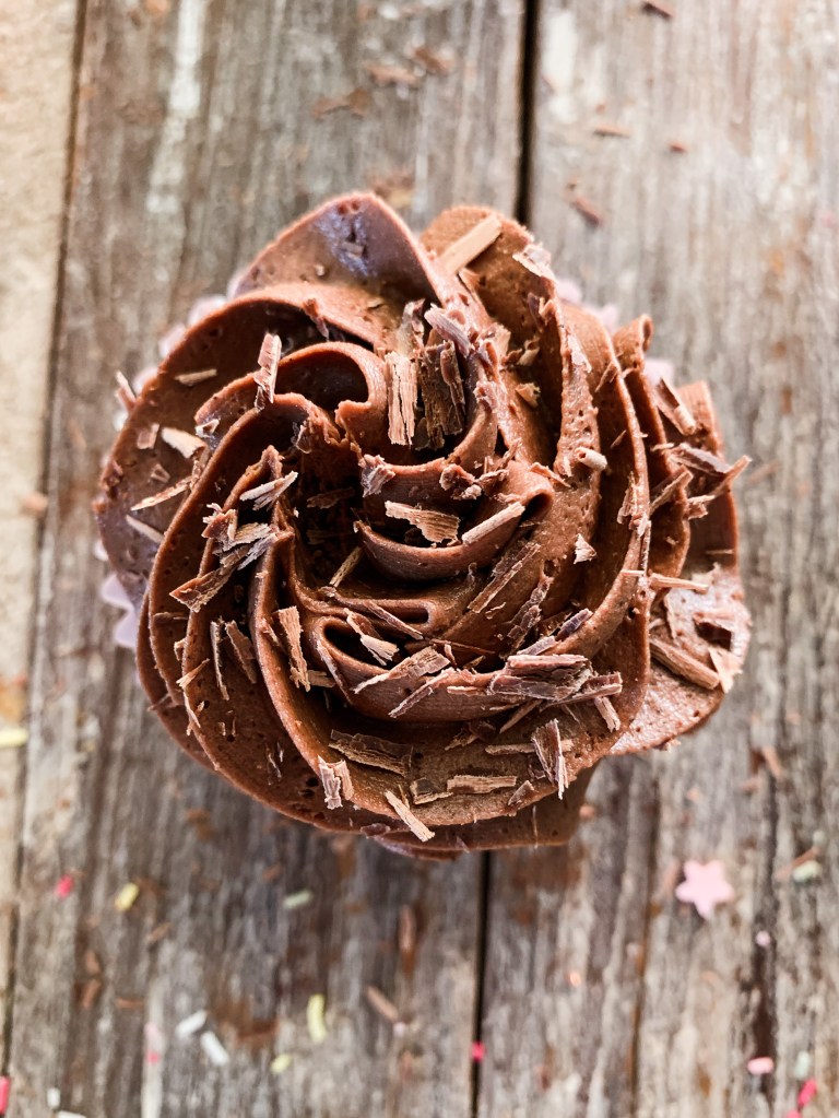 sjokolade muffins saftige med krem enkel oppskrift