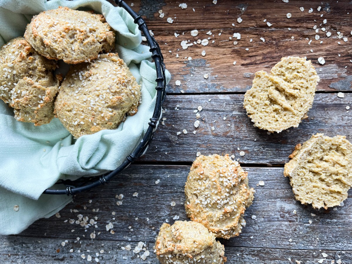 Proteinrundstykker med havregryn og cottage&nbsp;cheese