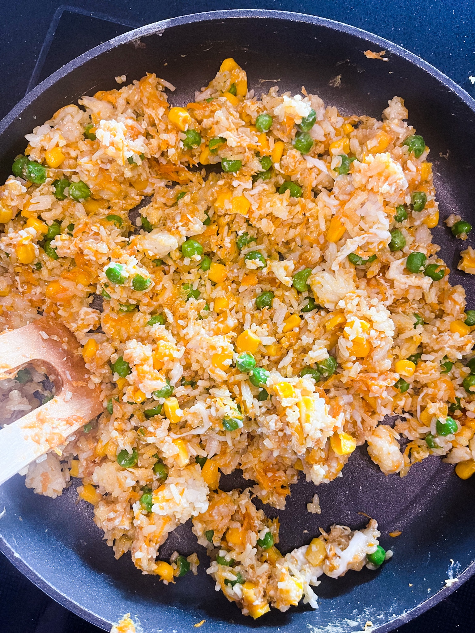 Stekt ris med egg til middag vegetar tips rask billig