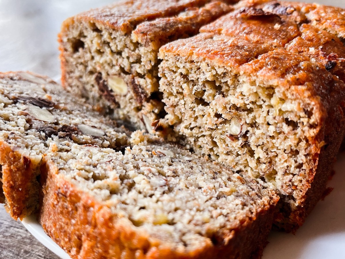 Bananbrød med grovt mel sjokolade og&nbsp;mandler