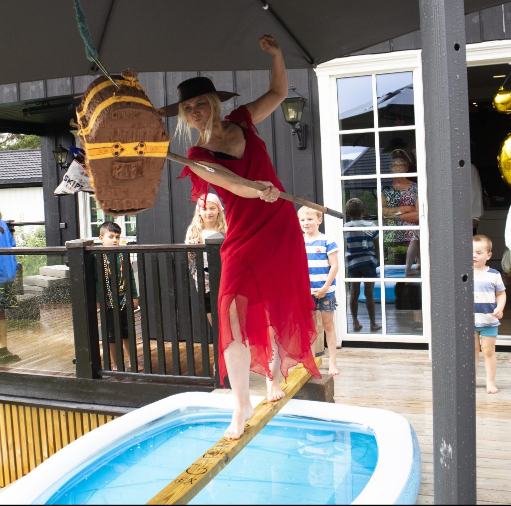 Utendørs balansebom til utegym eller hinderløype