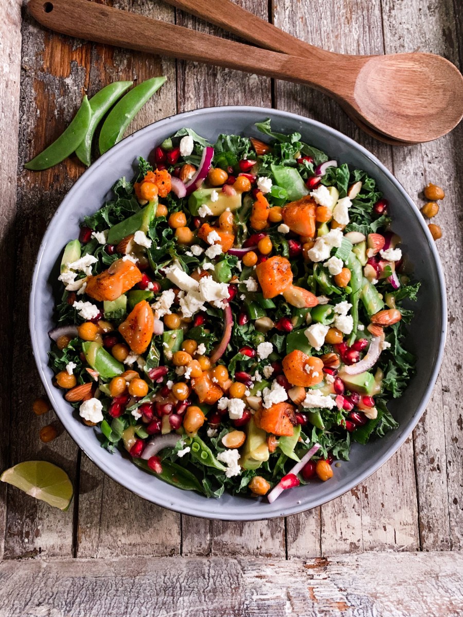 Søtpotetsalat med fetaost og&nbsp;granateple