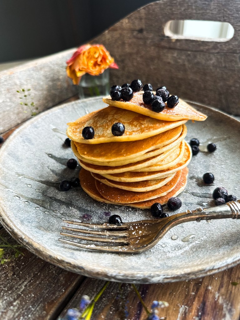 Enkel oppskrift på proteinpannekaker med cottage cheese og egg