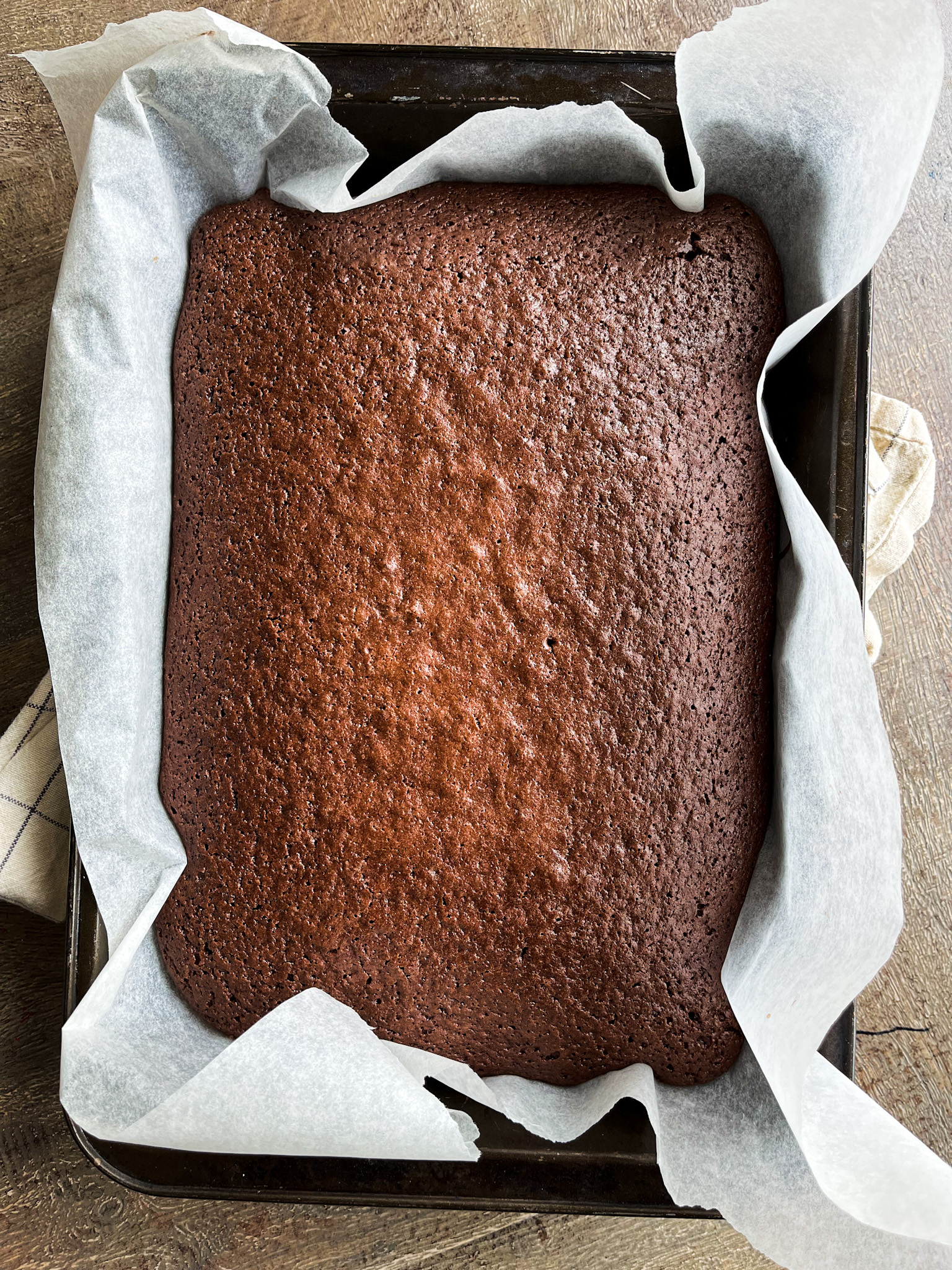 sjokoladekake langpanne oppskrift