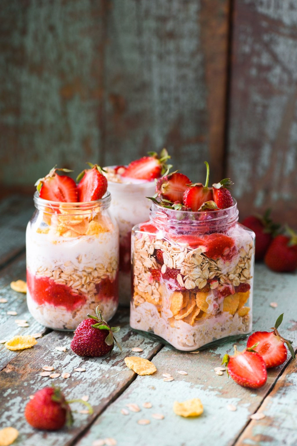 Kjøleskapsgrøt med jordbær, banan, peanøttsmør, oppskrift, frokost